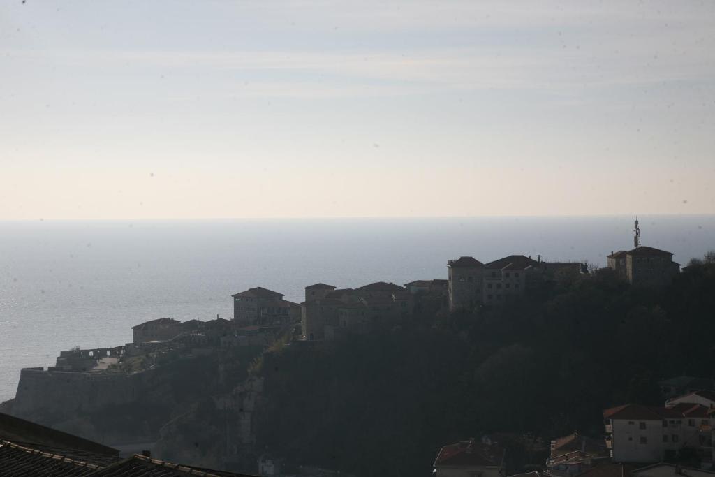 Omega Apartments Ulcinj Bagian luar foto