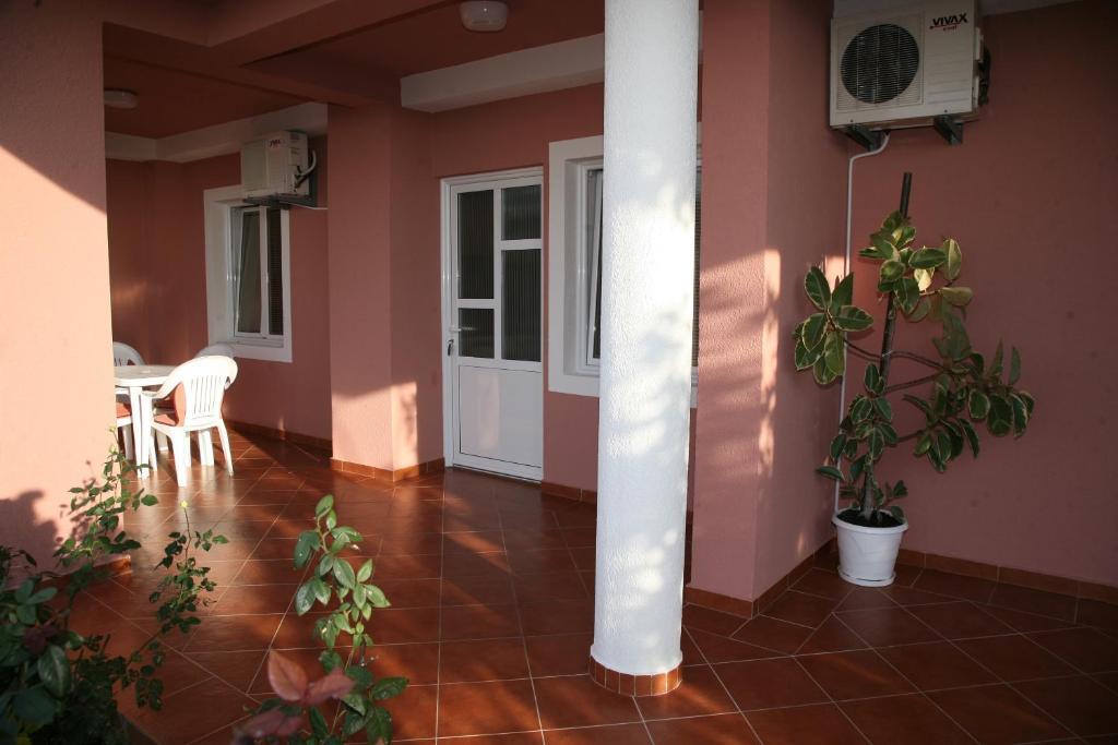 Omega Apartments Ulcinj Ruang foto