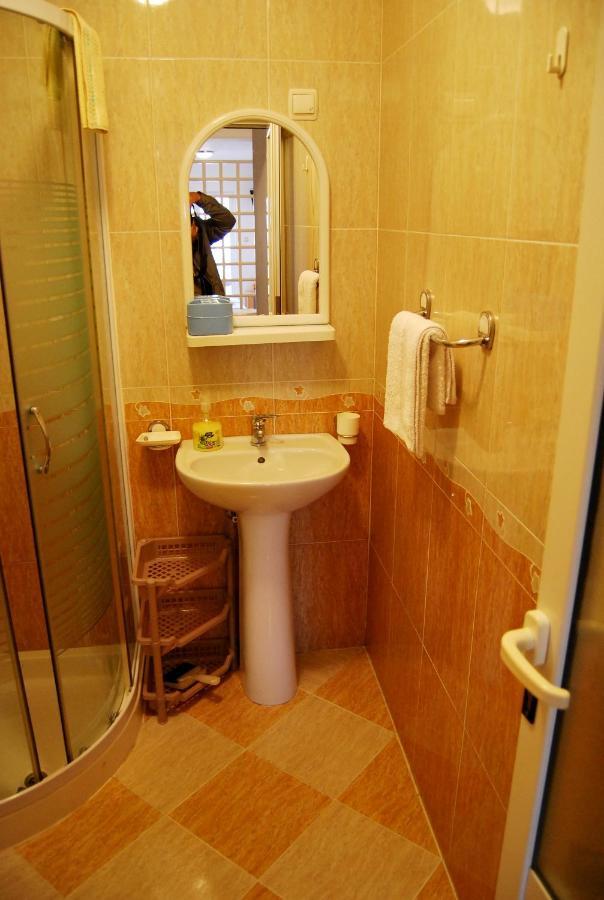 Omega Apartments Ulcinj Bagian luar foto