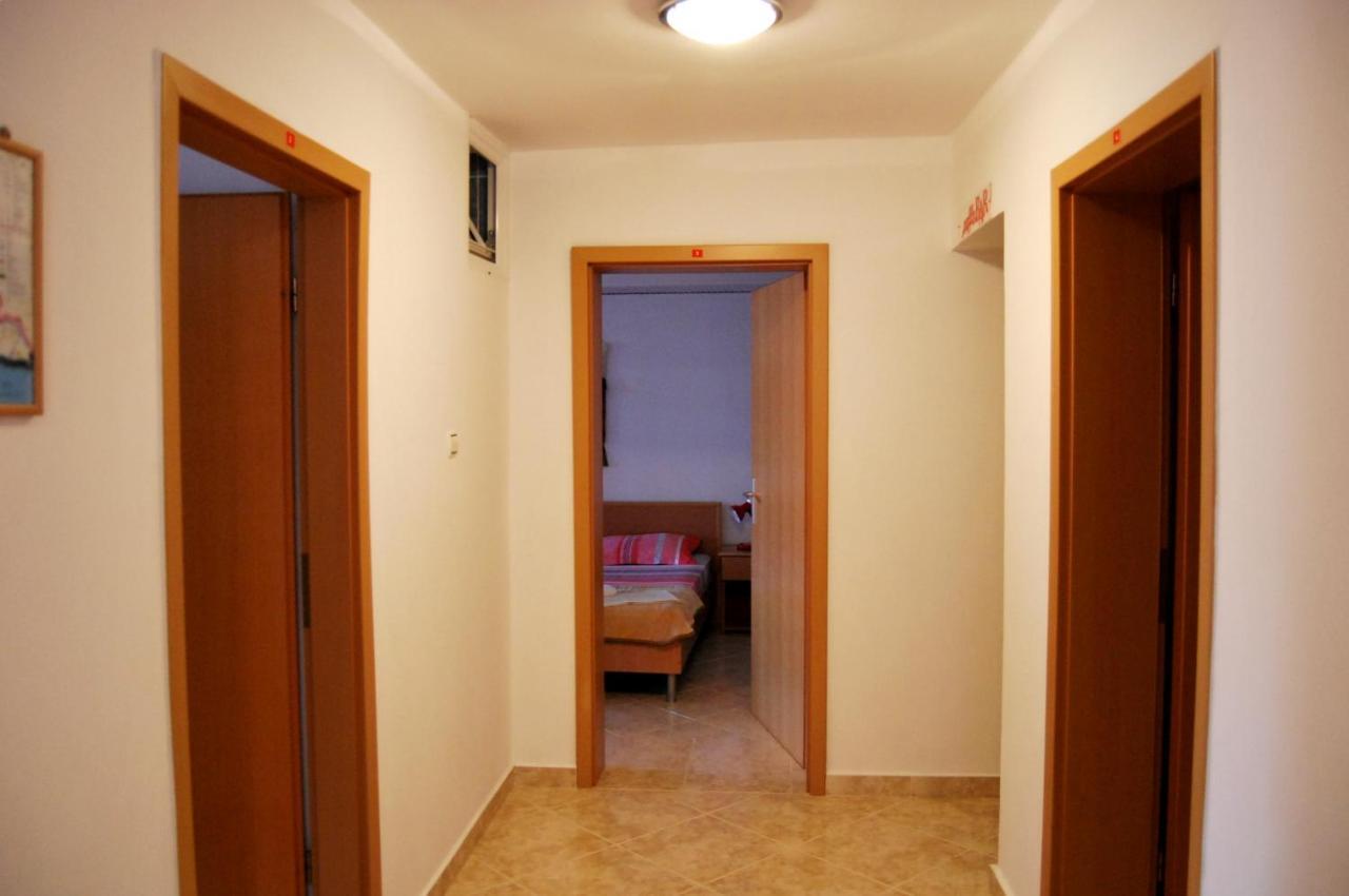 Omega Apartments Ulcinj Bagian luar foto